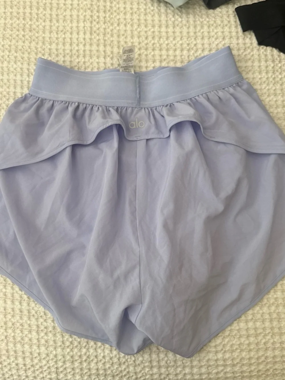 ALO Yoga light lavender